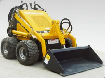 YD380 Mini Skid Steer