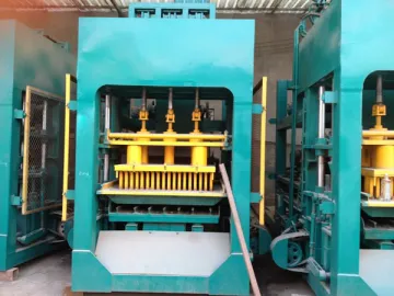 QT12-15 Brick Making Machine