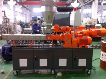 TSB-25 Screw Extruder