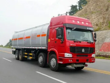 SINOTRUK HOWO Oil Tank Truck