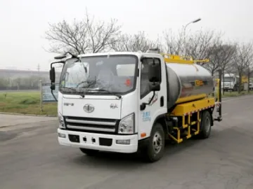 5000 liters Asphalt Emulsion Sprayer Truck Asphalt Distributor