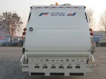 8 Ton Garbage Truck with Compactor