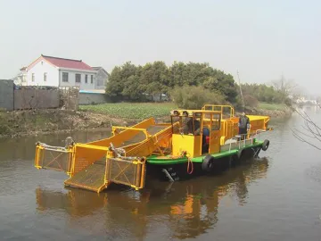 Water Trash Salvage Boat