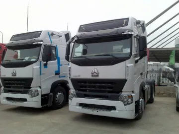 Double Bunk HOWO A7 4X2 Tractor Unit