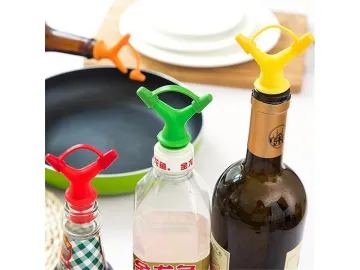 Silicone Bottle Pourer