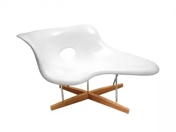 HG-24 Eames La Chaise