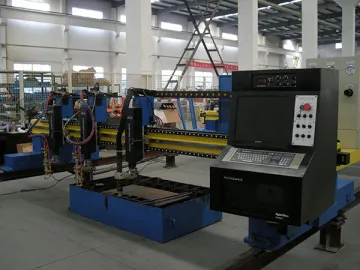 Gantry Type CNC Plasma Cutter