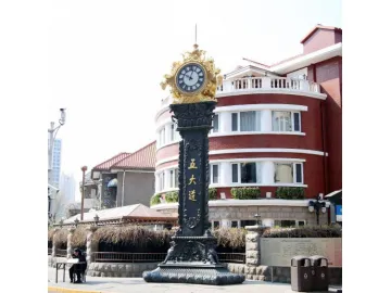 Landmark post clock