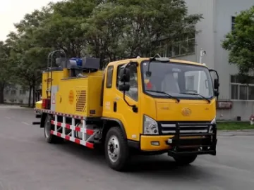 Asphalt Pavement Maintenance Truck