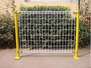 Wire Mesh,  Wire Netting and Chain-Link Fencing