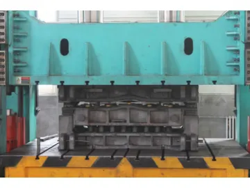 Hydraulic Press for Automotive Parts Molding