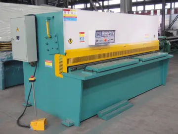 Hydraulic Swing Beam Shear