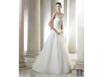 A025 Wedding Dress