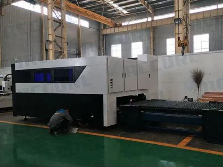 Large Format 3kW IPG Fiber Laser Cutting Machine