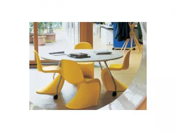 HG-20 Panton Chair