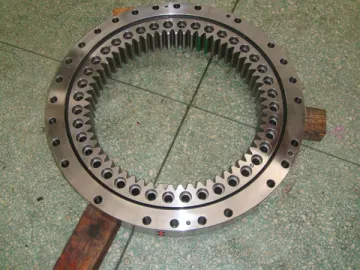 Four-Point Contact Ball Slewing Bearing (Internal gear)
