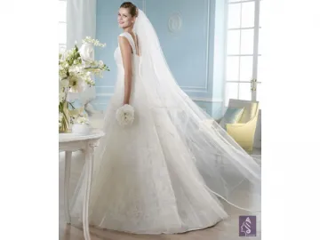 A010 Wedding Dress