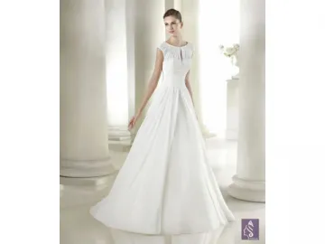 A015 Wedding Dress