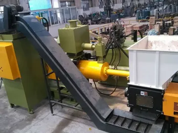 Metal Chip Shredder and Conveyor